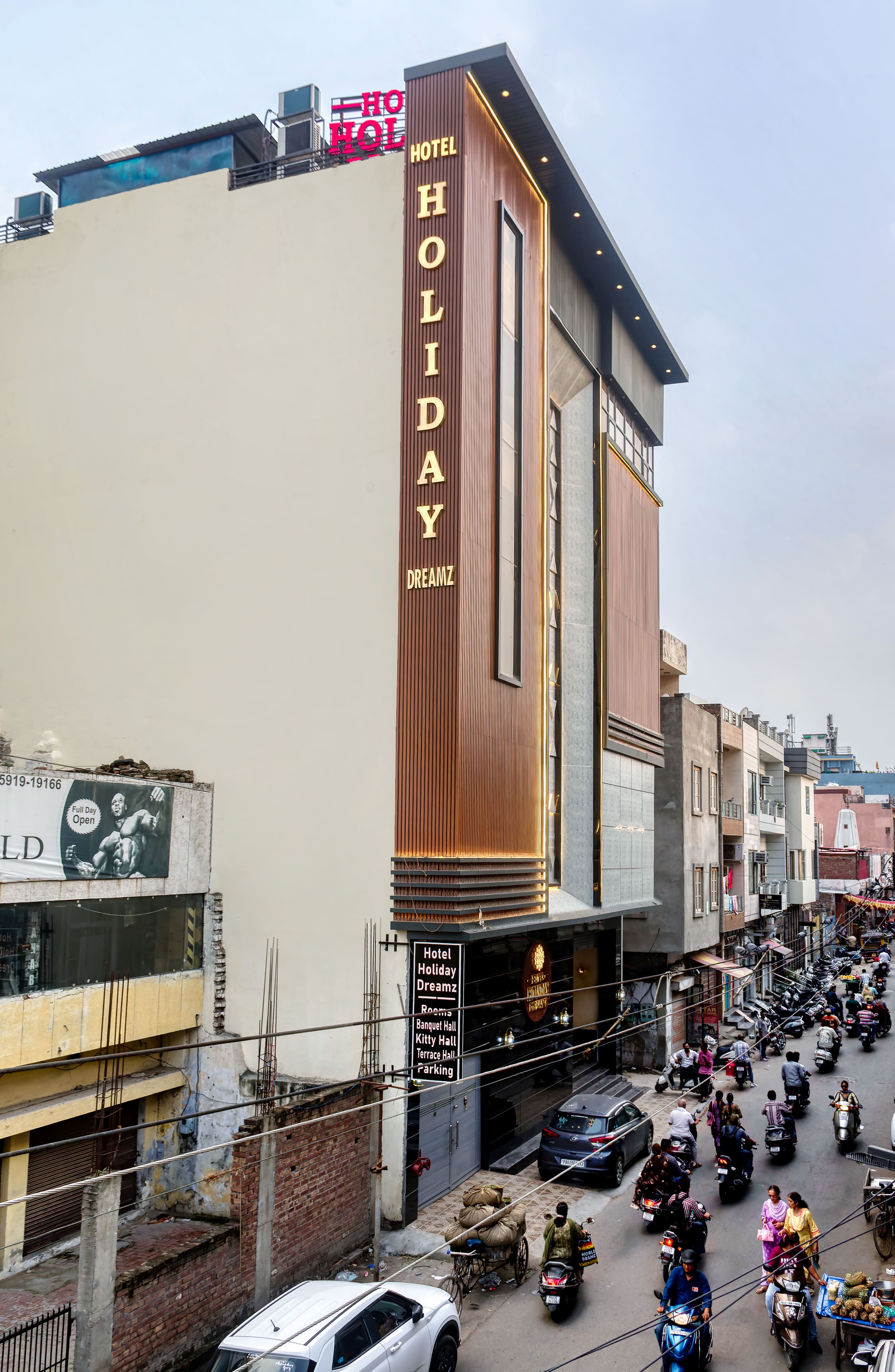 Hotel in amritsar near gobindgarh fort