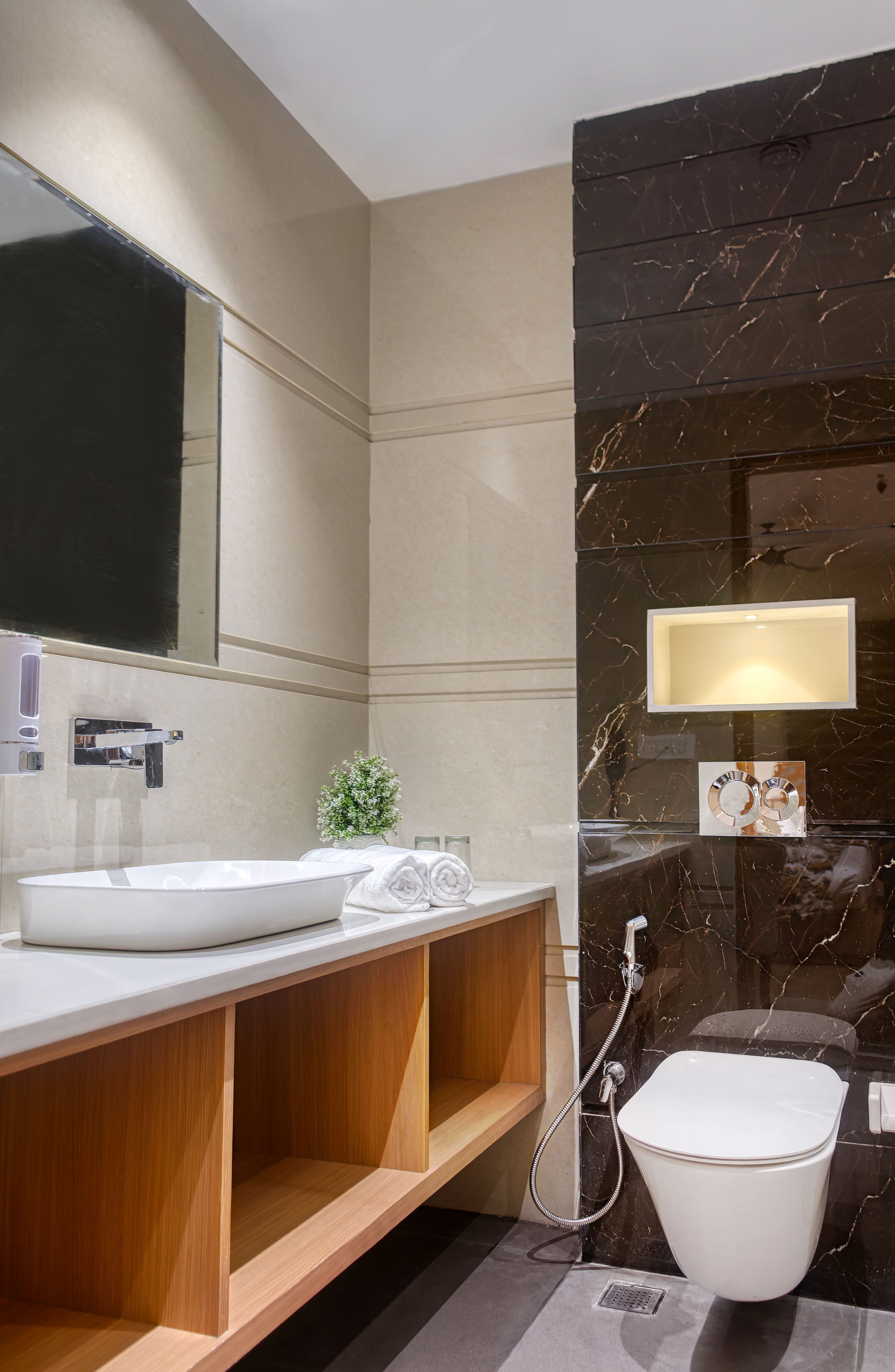 Hotel in amritsar near durgiana temple